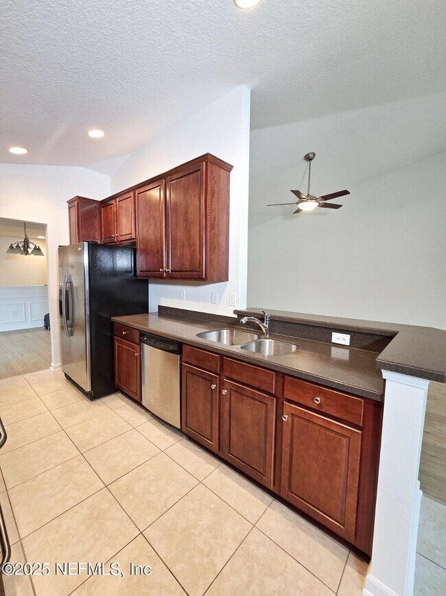 Building Photo - 6591 White Blossom Cir