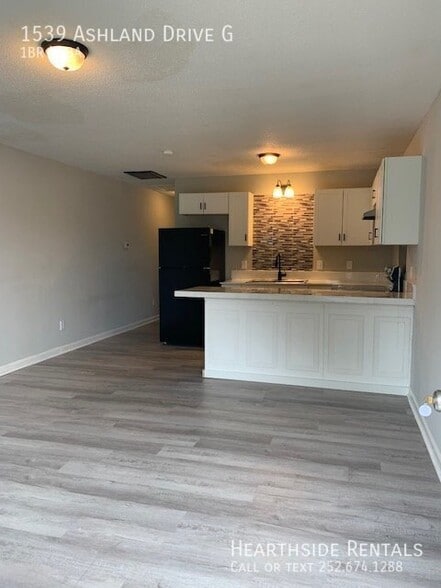 Building Photo - 1539 Ashland Dr