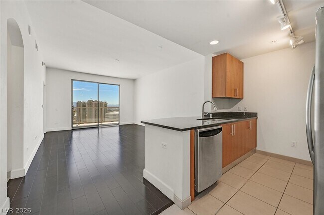 Building Photo - 200 W Sahara Ave