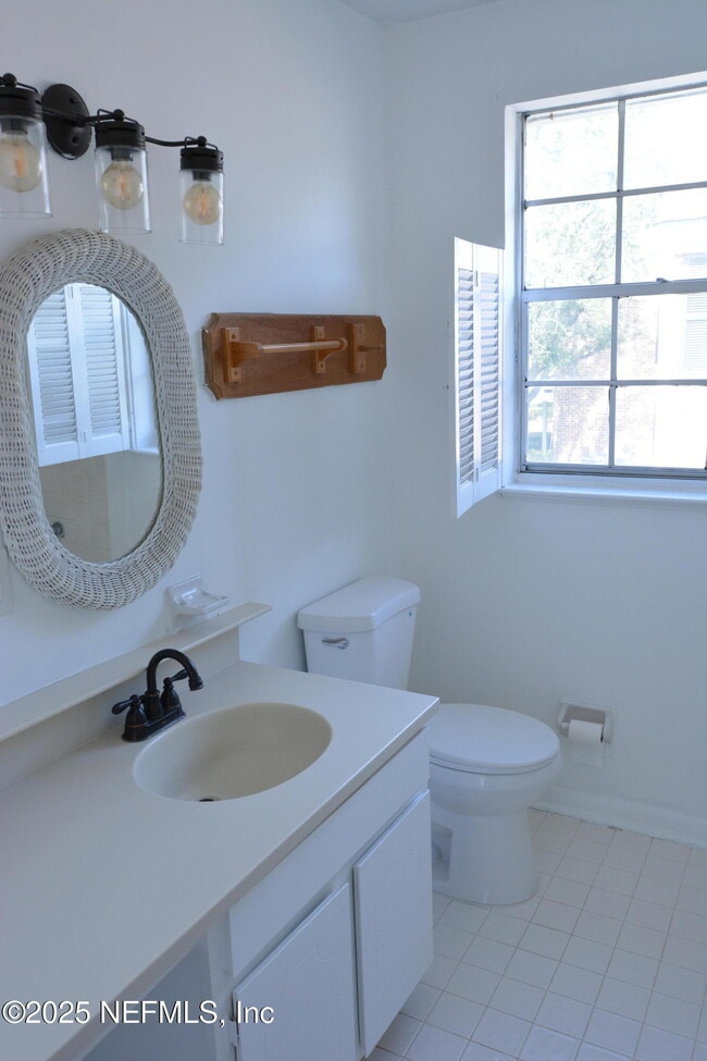 Building Photo - 4358 Timuquana Rd