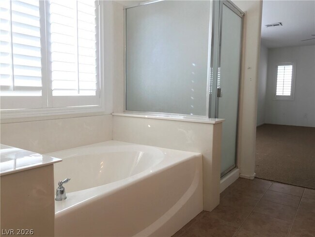 Building Photo - 9191 Dutch Oven Ct