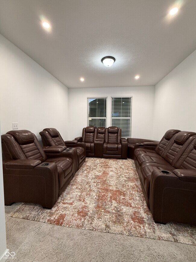 Building Photo - 6241 Buck Blvd