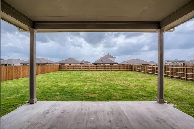 Building Photo - 16805 Lemonia Cove