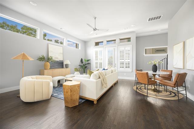 Building Photo - 4226 Roseland Ave