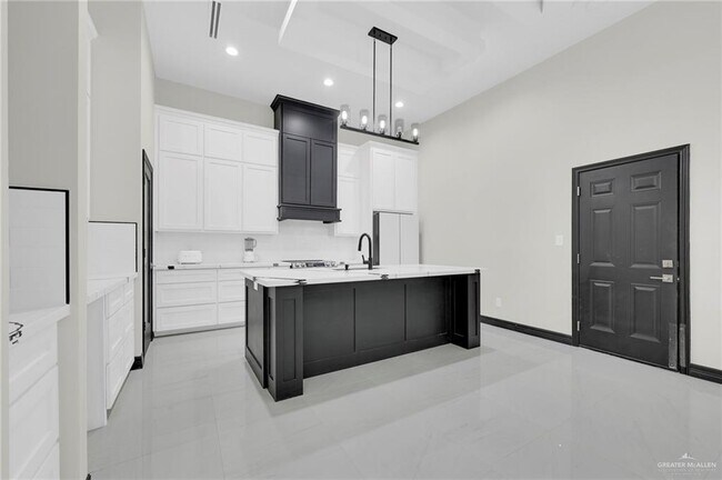Building Photo - 4610 Vikings Dr