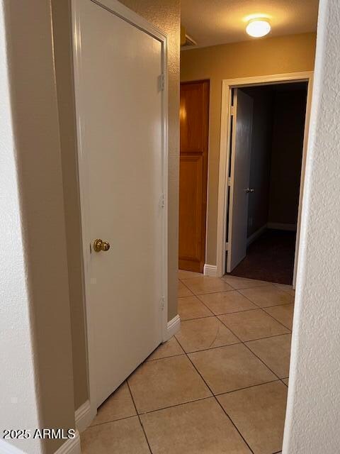 Building Photo - 1719 E Horseshoe Ave