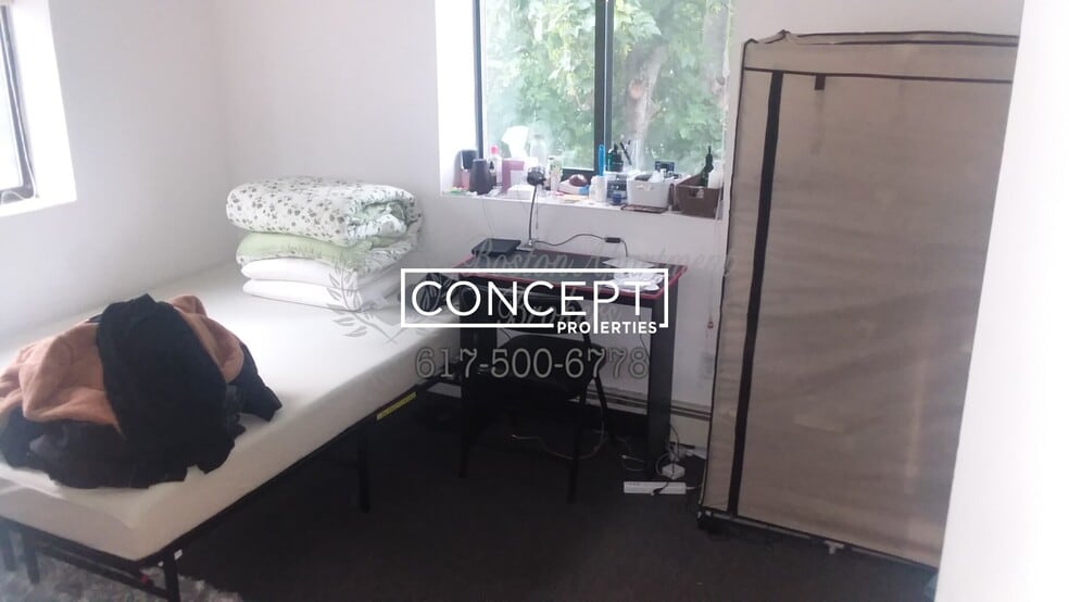 Building Photo - 226 Parker Hill Ave