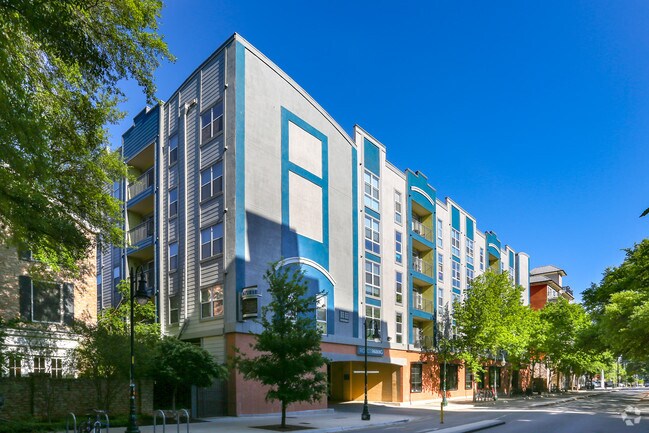 Primary Photo - Sparq on Rio