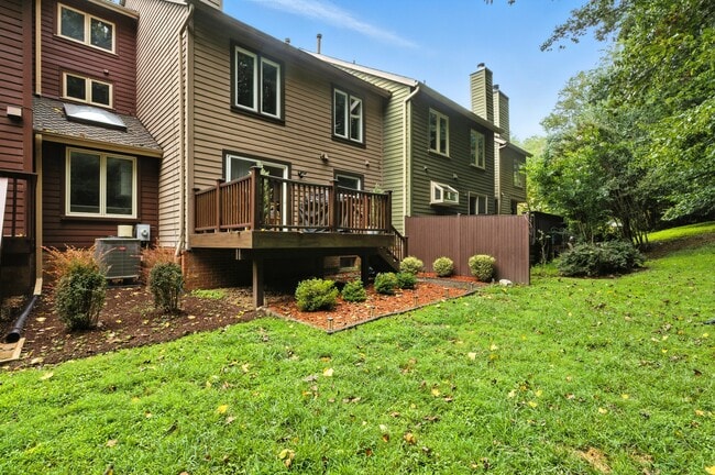 Building Photo - 10903 Whiterim Dr
