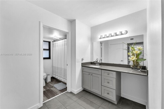 Building Photo - 20841 San Simeon Way