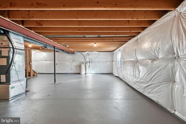 Building Photo - 313 Switchgrass Ct