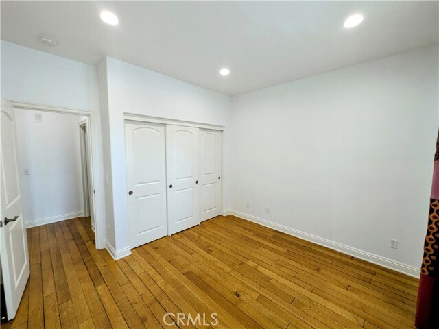 Building Photo - 23 Golf Dr