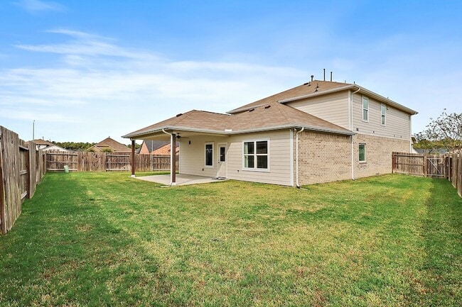 Building Photo - 14307 Pecan Maple Dr