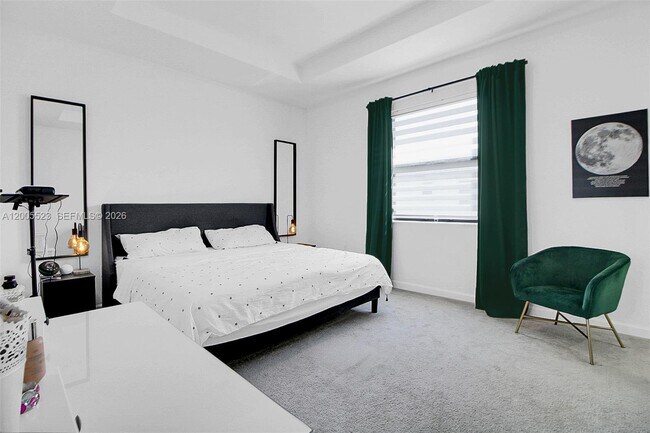 Building Photo - 12866 SW 232nd Ln