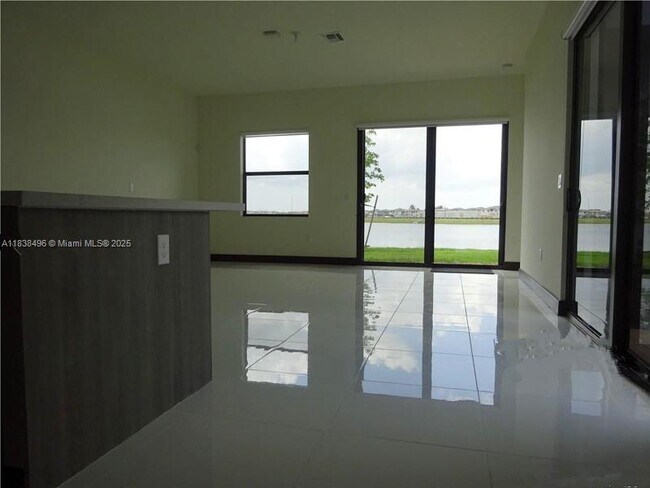 Building Photo - 8853 NW 155th Ter