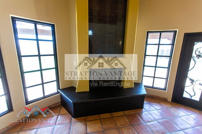 Building Photo - 39614 N 7th St