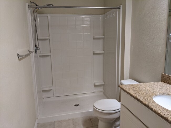 Building Photo - Southern Pines Condo in Winter Garden