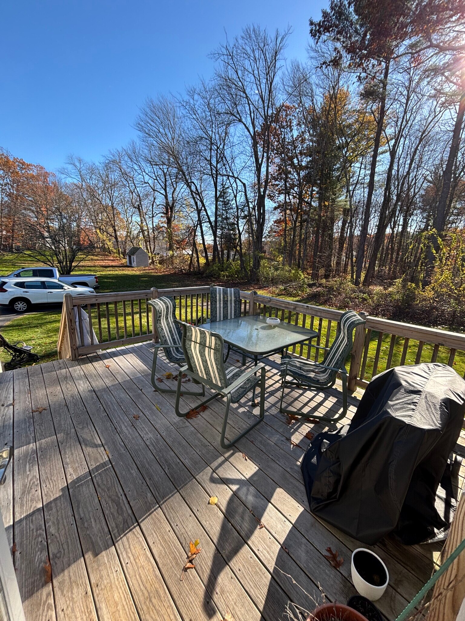 Building Photo - 5 Meadow Ln