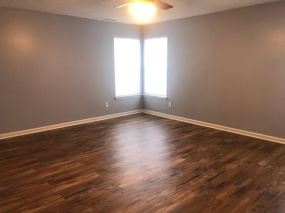 Building Photo - 12186 Split Granite Dr