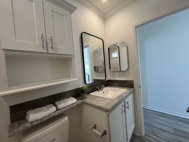 Building Photo - 245 Bimini Cay Cir