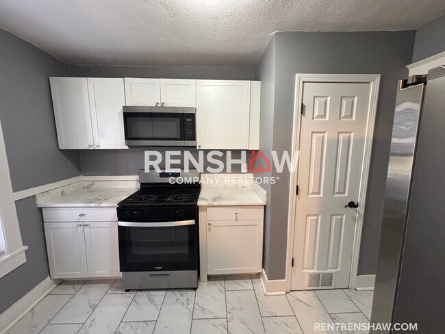 Building Photo - 3589 Faxon Ave