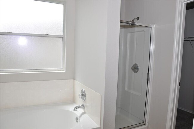 Building Photo - 12817 Paloma Blanca Way