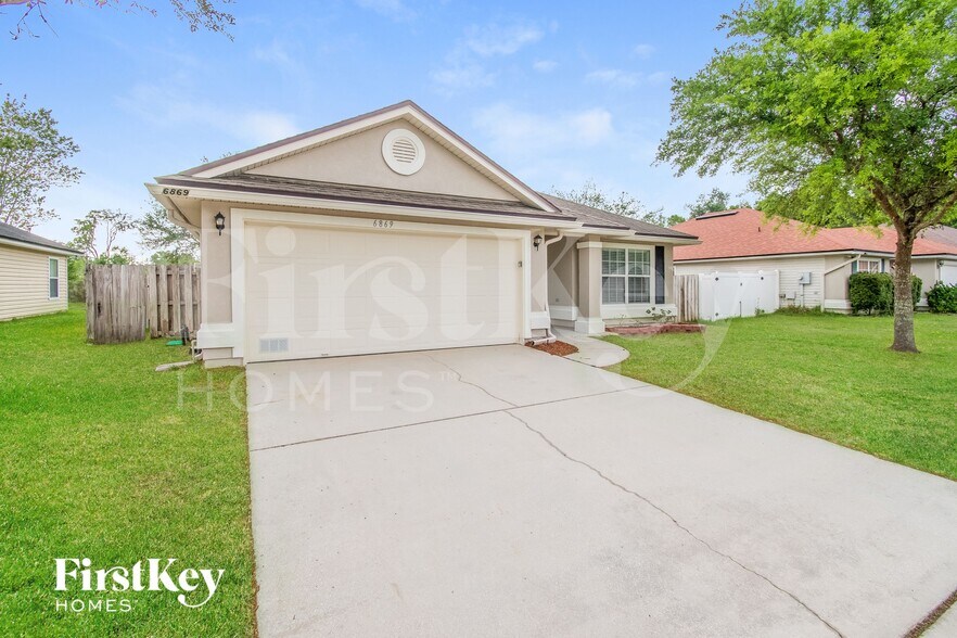 Building Photo - 6869 Southern Oaks Dr W