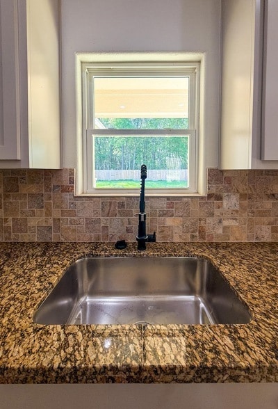 Building Photo - 790 Woodland St