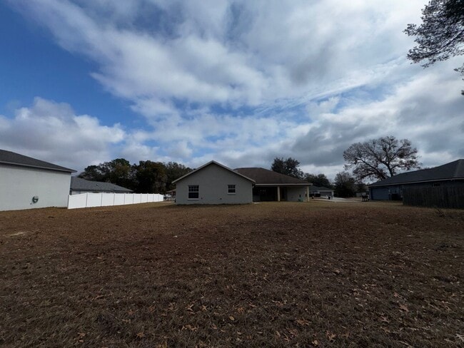 Building Photo - Oak Crest – 4BR/3BA Home with Covered Patio & Prime Ocala Location