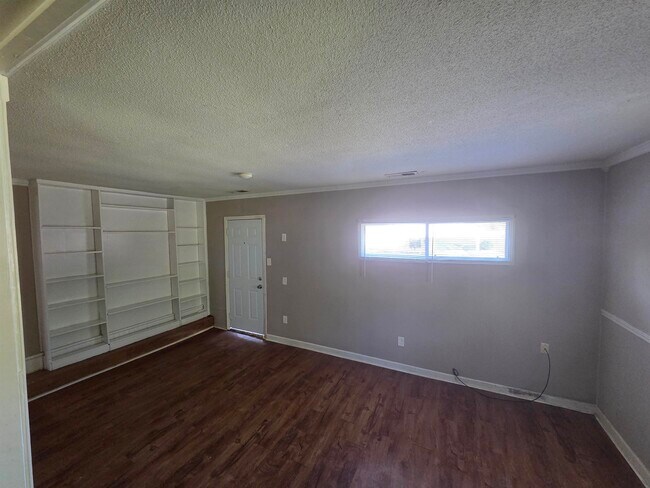 Building Photo - 3669 Trudy Cove