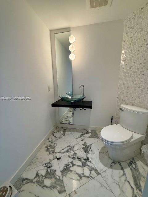 Building Photo - 200 Biscayne Boulevard Way