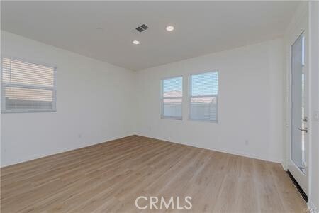 Building Photo - 5861 Ginger Dr