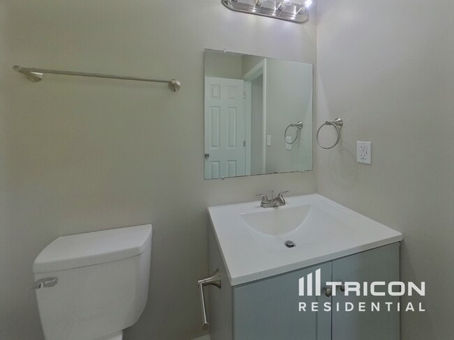 Building Photo - 2916 Westwinds Ct