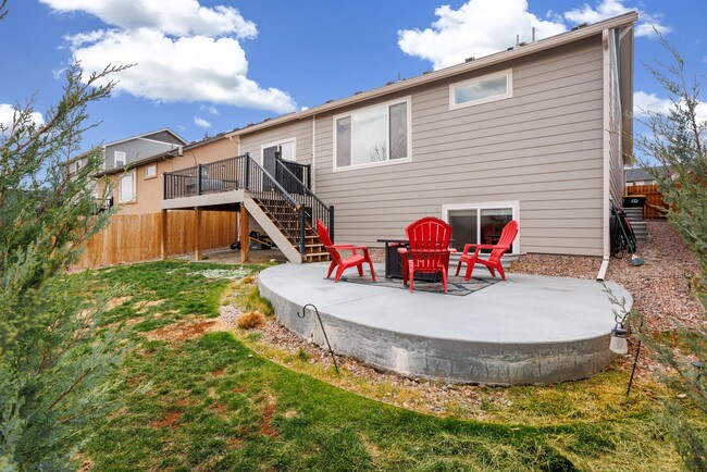 Building Photo - 2607 Shawnee Dr