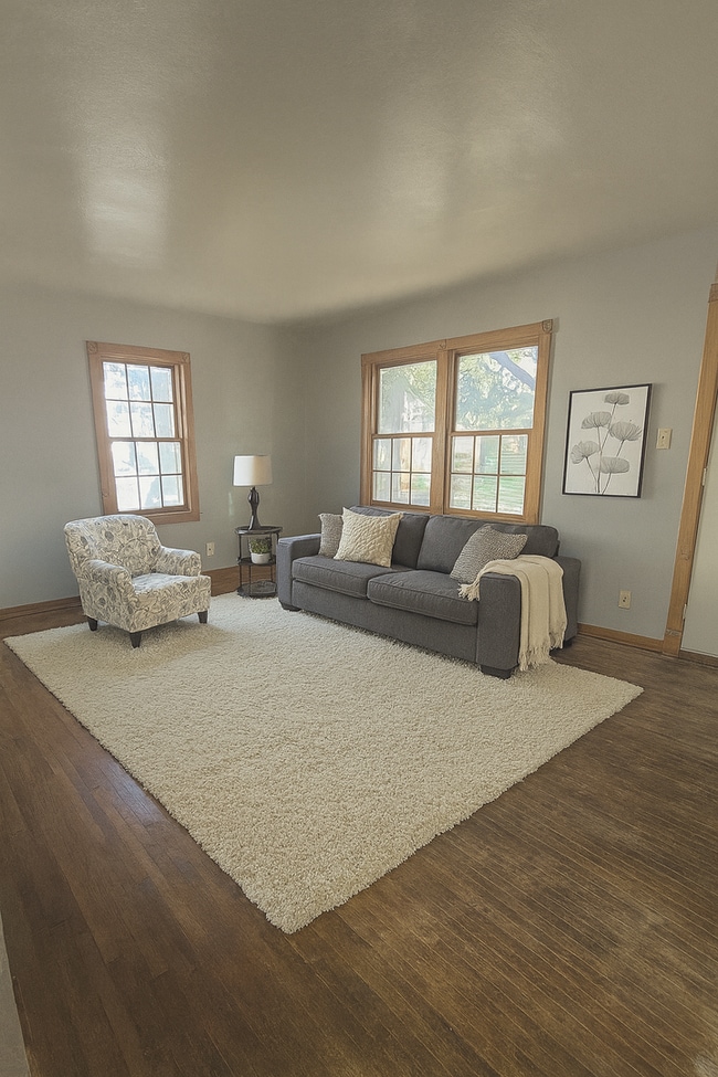 Building Photo - 2-Bedroom House for Rent - NO APPLICATION FEE!!!