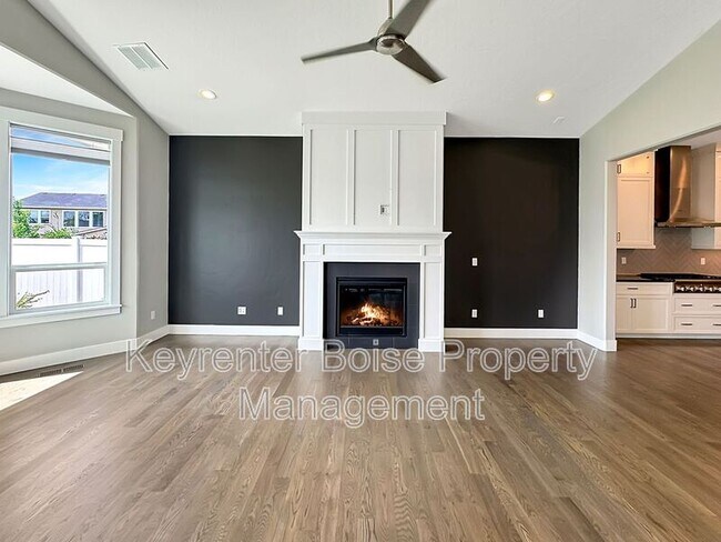 Building Photo - 8081 W Brooks Dr