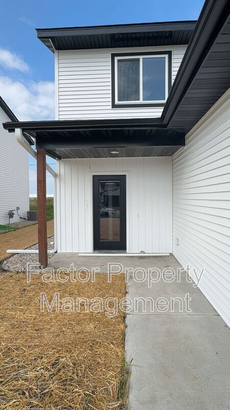 Building Photo - 3212 Scotch Ln