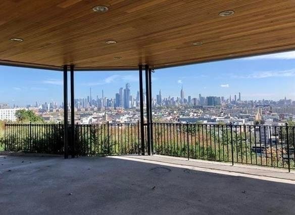 Building Photo - 271 Ogden Ave.