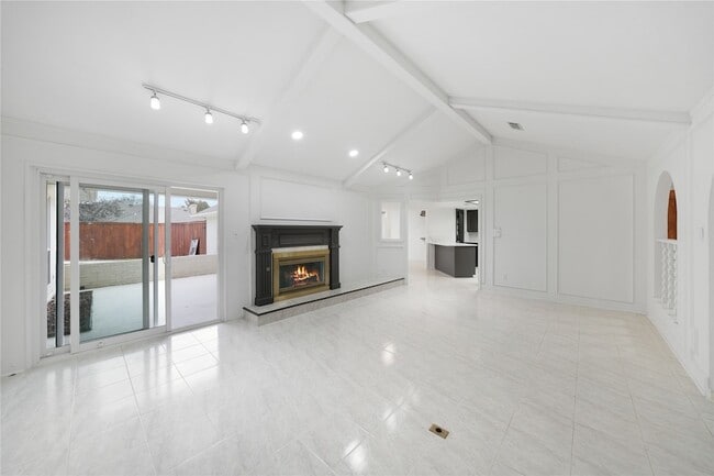 Building Photo - 3609 Brookshire Dr