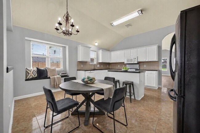 Building Photo - 6407 Granite Springs Ln