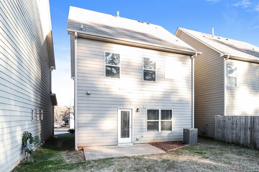 Building Photo - 143 Preserve Dr