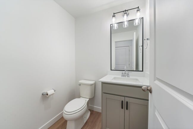Building Photo - 3153 N Stardew St