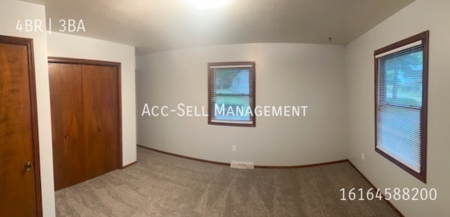 Building Photo - 2580 Emerson Ave NW