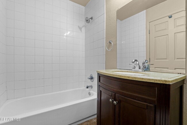 Building Photo - 4948 Aiken Ln