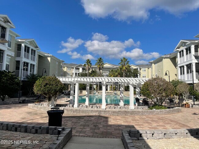 Building Photo - 5617 Bowden Rd