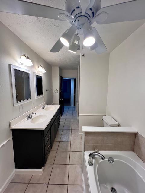 Building Photo - 403 San Jacinto Dr
