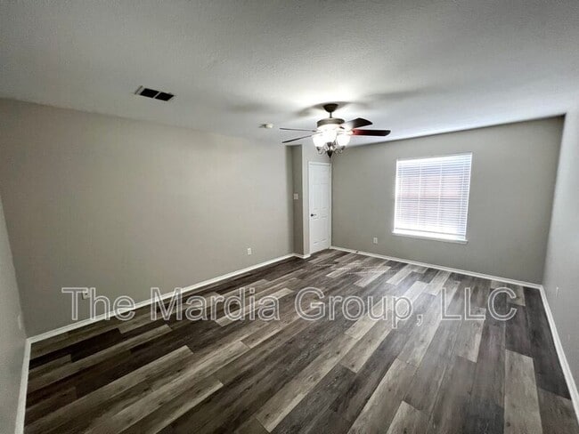 Building Photo - 8928 Belvedere Dr