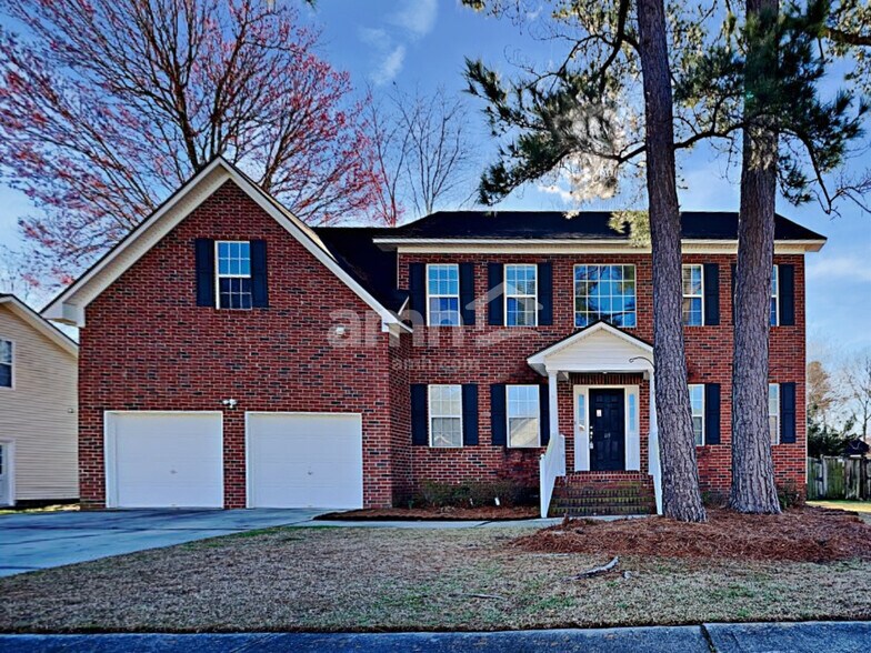 Primary Photo - 110 Holbrook Ln