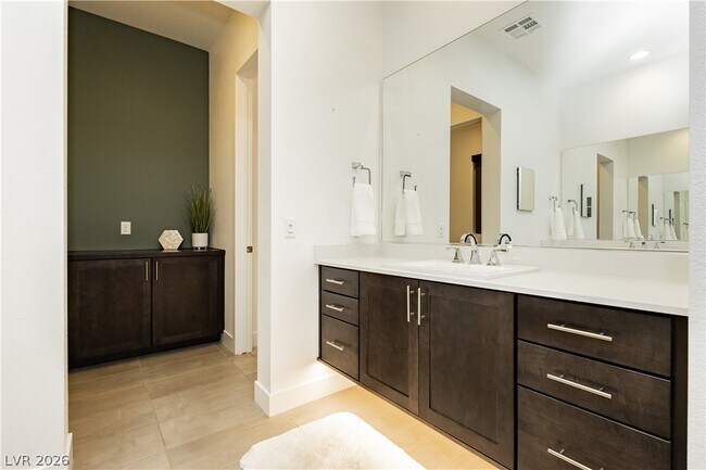 Building Photo - 6710 Azimuth Ct