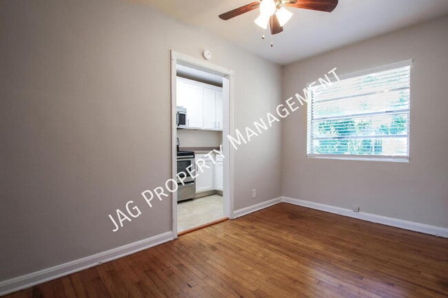 Building Photo - 2761 St Johns Ave